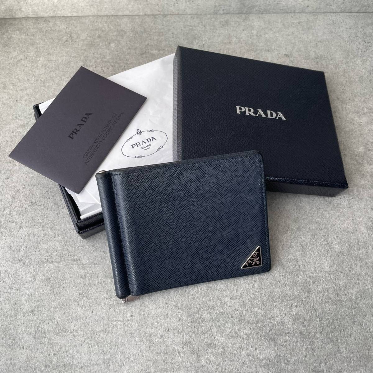☆美品☆プラダ PRADA サフィアーノ マネークリップ ネイビー 本物保証