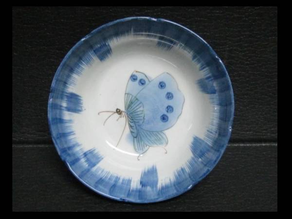  plate deep pot old Imari blue and white ceramics wheel flower pot butterfly . era thing 