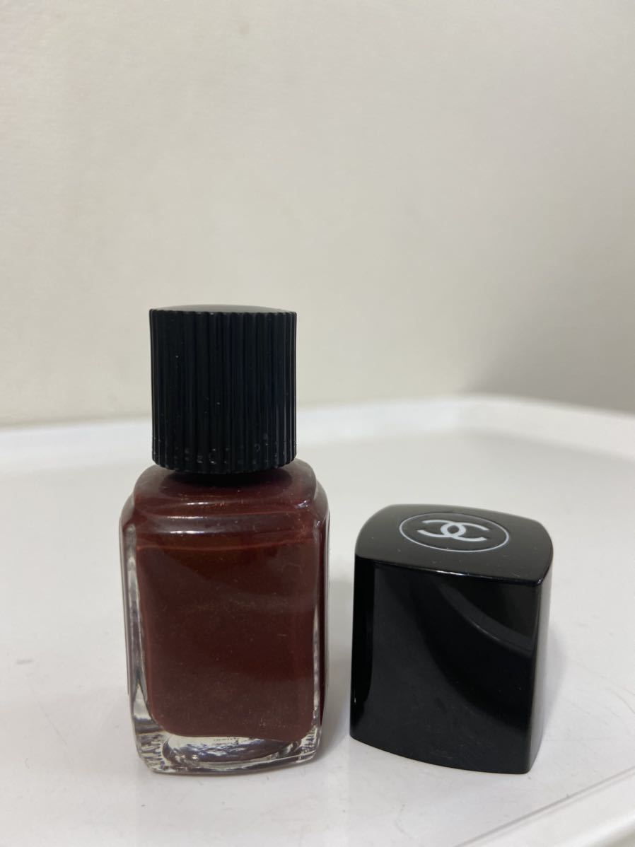  Chanel   маникюр 　 vernis  ROUGE TRES NOIR VERY VAMP  остаток  до верха 　 цвет ногтя   Простая бандероль (teikeigai)   отправка 220  йен 　L