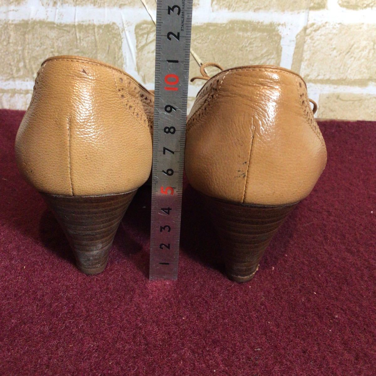 【売り切り!送料無料!】A-212 Diana!レースアップシューズ!24.0cm!ベージュ系!レディースパンプス!ヒール6cm!クラシック!中古!_画像3