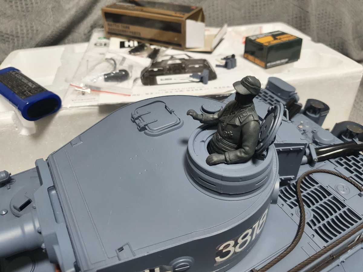 ヘンロン タイガー1 RC 戦車 BB弾発射可能 henglong ラジコン 1/16 TigerⅠ 8