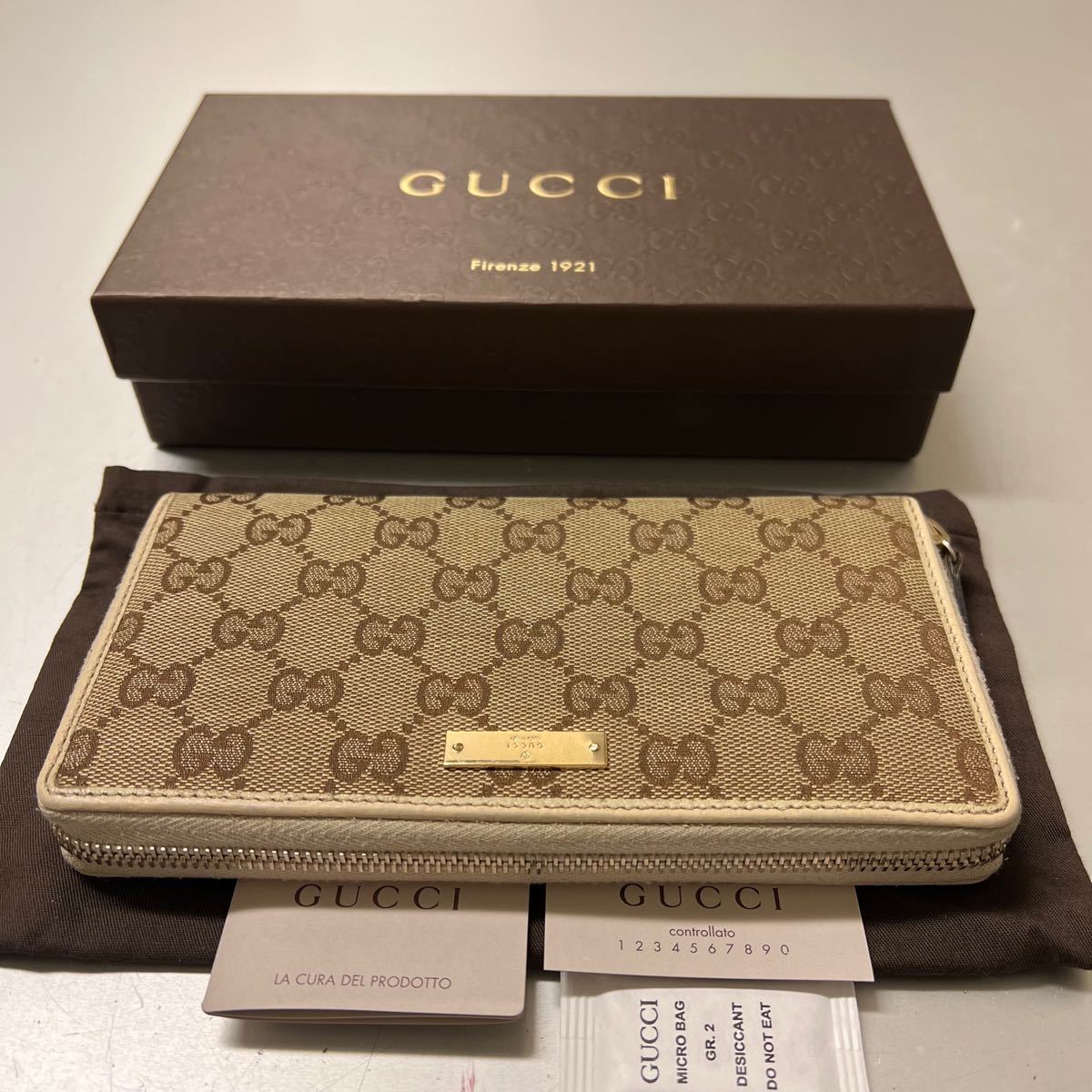 新品同様 グッチ GUCCI 財布 長財布 GGキャンバス ラウンド 新品同様 グッチ GUCCI 財布 長財布 GGキャンバス ラウンド