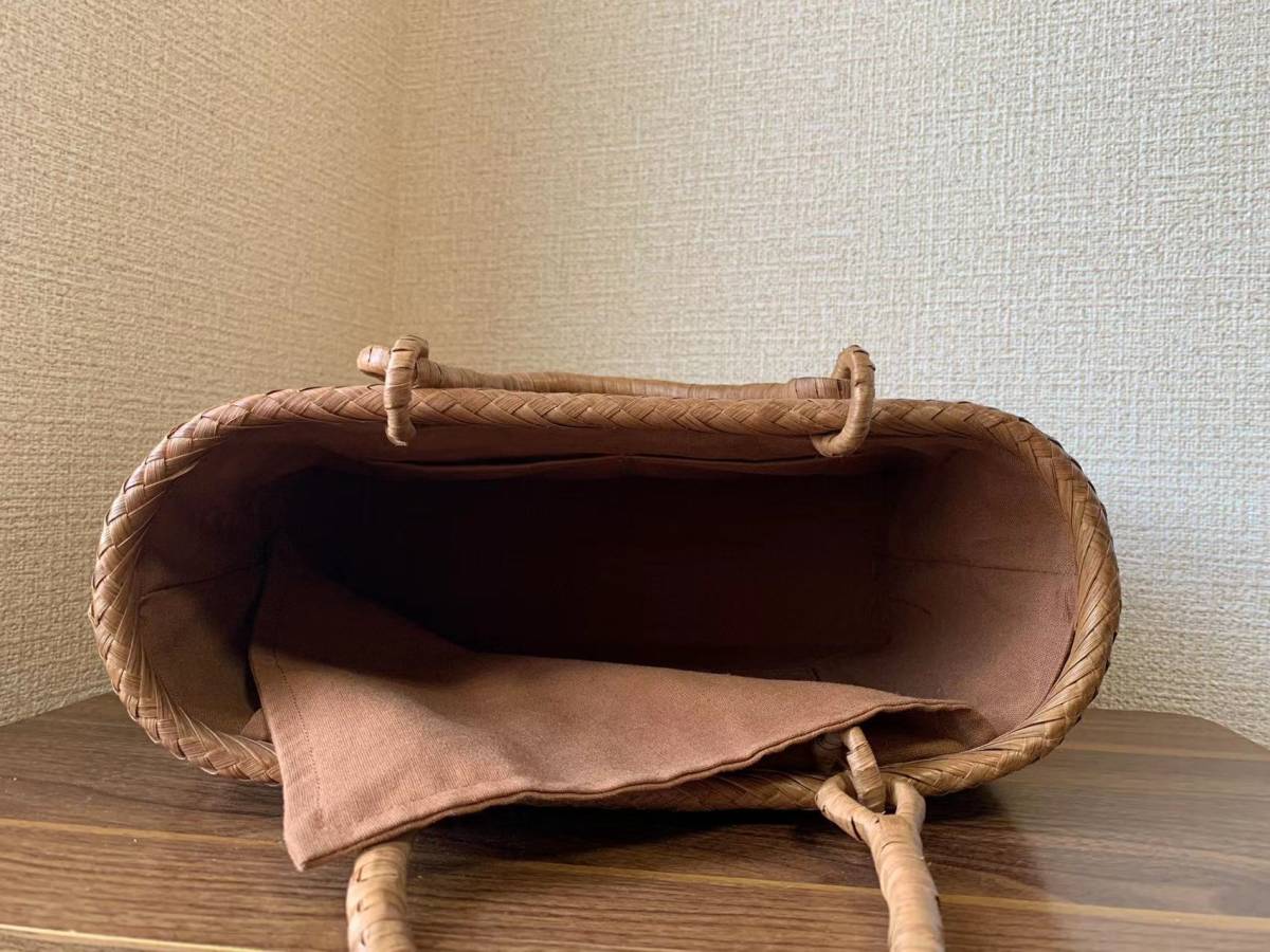 山葡萄 手作り 籠バッグ 網代編み チャーム付き ccorca.org