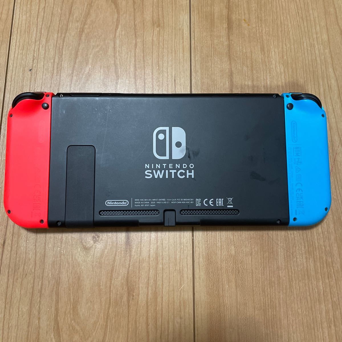 【欠品なし】新型Nintendo Switch ネオンブルー ネオンレッド　2020年製