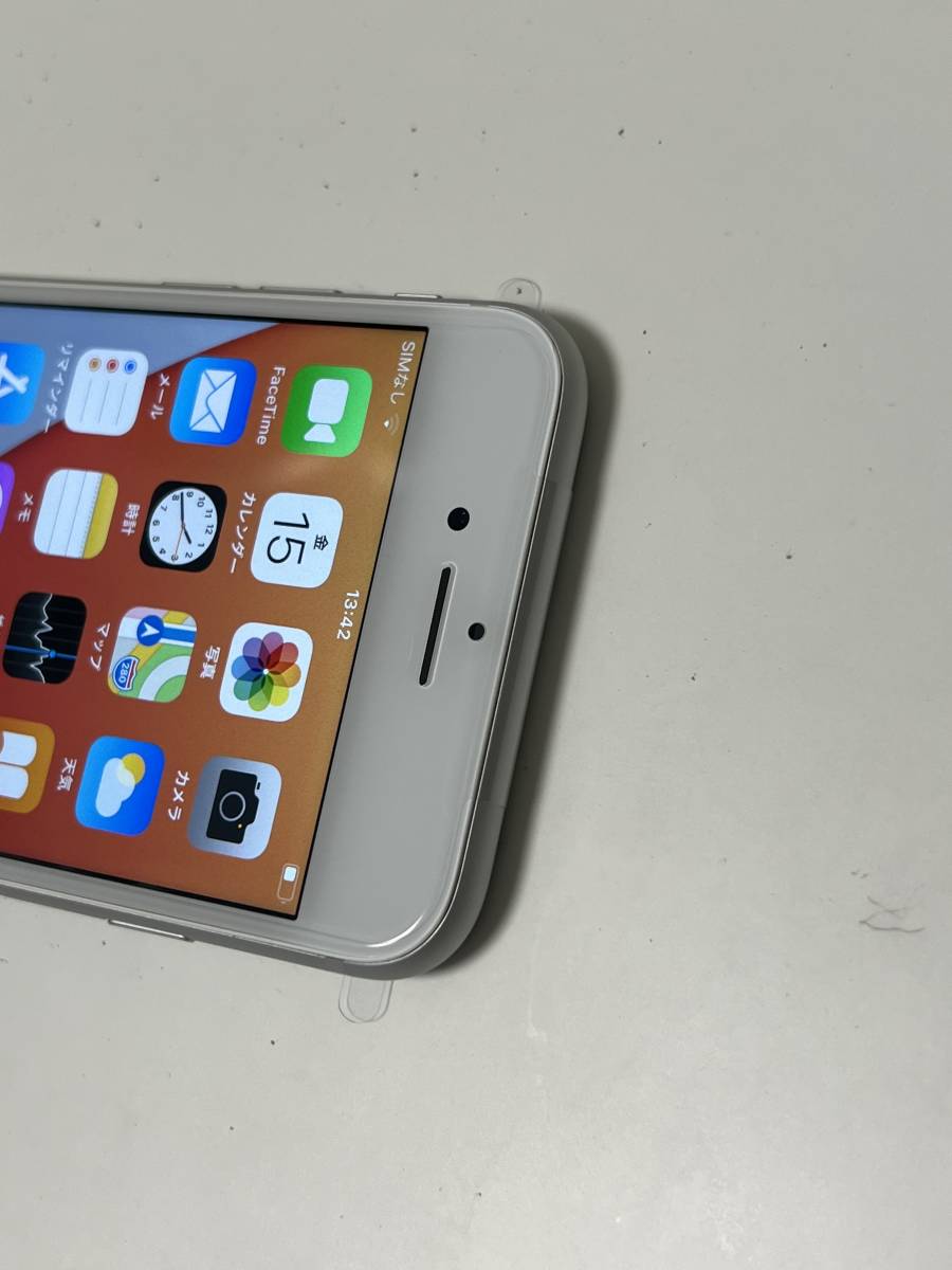 新品未使用 SIMロック解除済み Apple iPhone8 64GB シルバー 本体のみ 