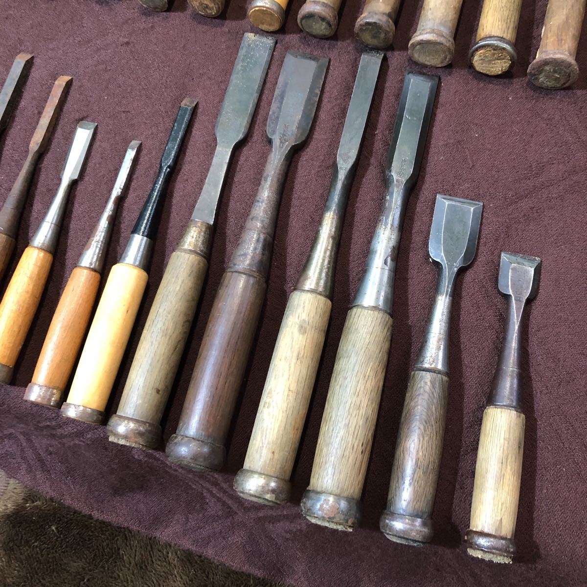 宮大工道具 ノミ のみ 鑿 大ノミ 銘柄有 彫刻刀 大工道具 古道具 宮大工道具 ノミ のみ 鑿 大ノミ 銘柄有 彫刻刀 大工道具 古道具