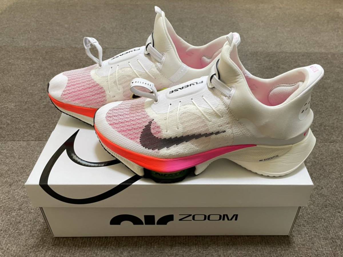有名ブランド 新品箱有レア色☆NIKE AIRZOOM TEMPO NEXT% FLYEASE 陸上