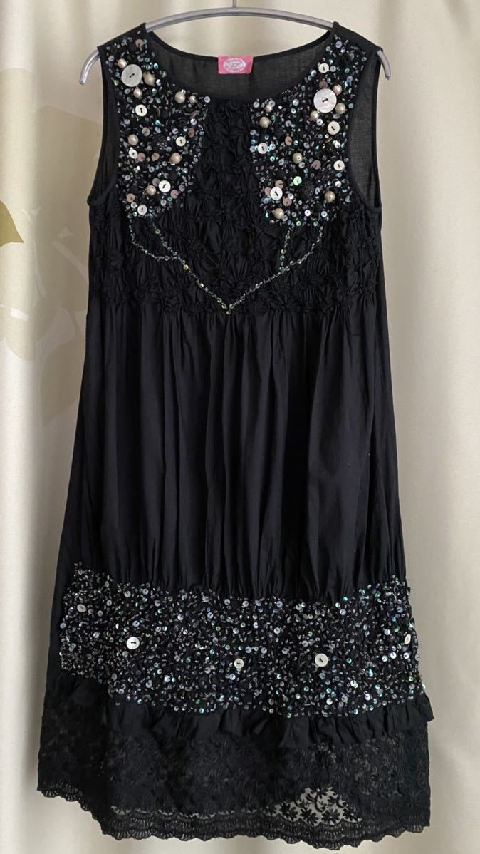 BLUGIRL ブルーガール BLUMARINE】ボタン・ビーズ・スパンコール