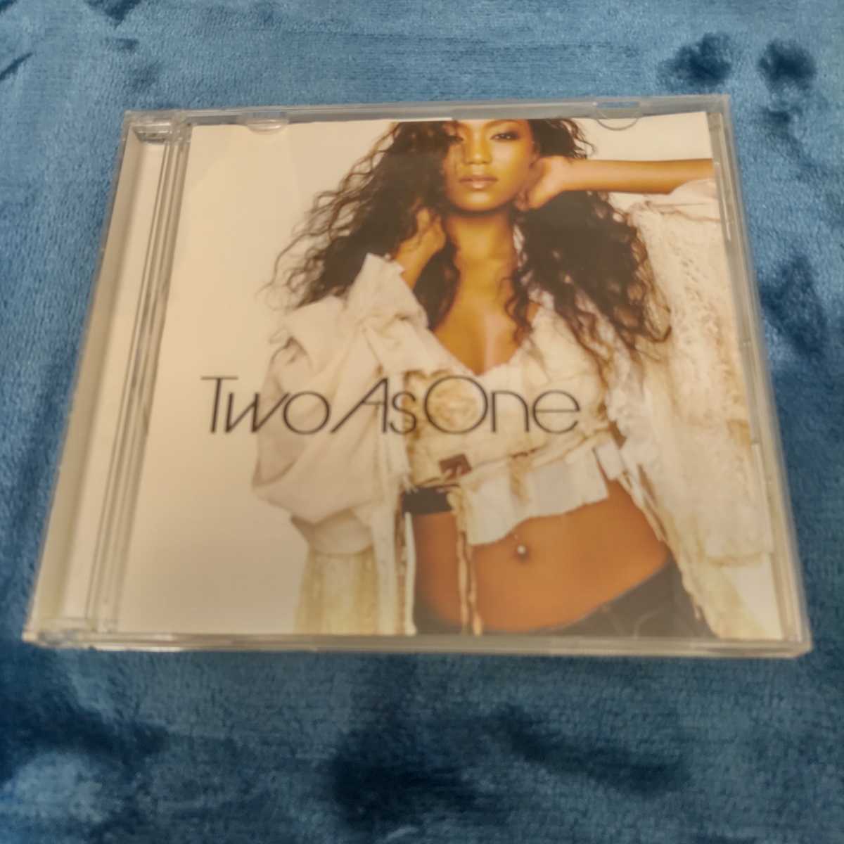 Ｔｗｏ Ａｓ Ｏｎｅ／Ｃｒｙｓｔａｌ Ｋａｙ × ＣＨＥＭＩＳＴＲＹの画像1