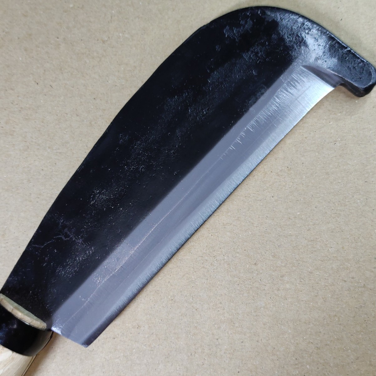 特大 石付海老鉈 両刃 全鋼 鋼付 鋼典 箸付 安全鉈 カバー付き 薪割 日本製　新品