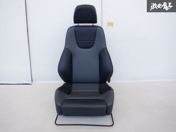 いすゞ 純正 RECARO レカロ TYP IS 2000 UGS25DW ビークロス レザー シート 座席 左右 共用 三角ダイヤル 黒×グレー系 KBA90513 2W2