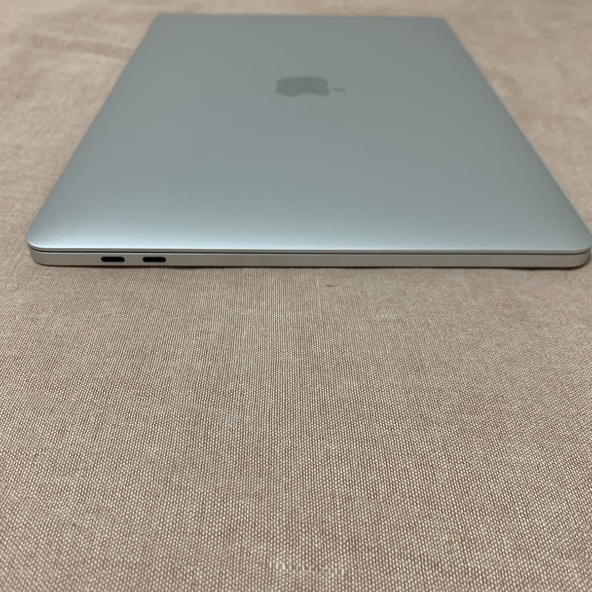 MacBook Pro 2019 / シルバー / メモリ8GB www.dnkstudio.rs