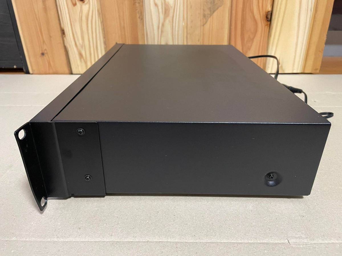 TASCAM CDプレーヤー CD-200SB / 2019年製、 動作品 | contifarma.pe