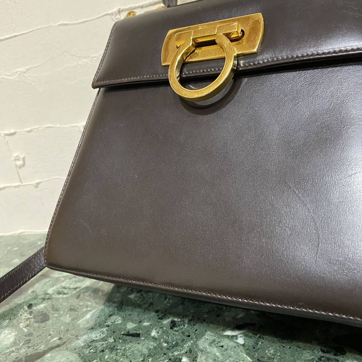 希少 Salvatore ferragamo 2WAY ハンドバッグ ガンチーニ金具