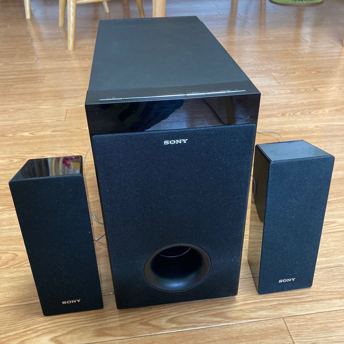 ホームシアターの本体とスピーカー(SONY HT-FS30) SONY ホームシアターの本体とスピーカー(SONY HT-FS30) SONY