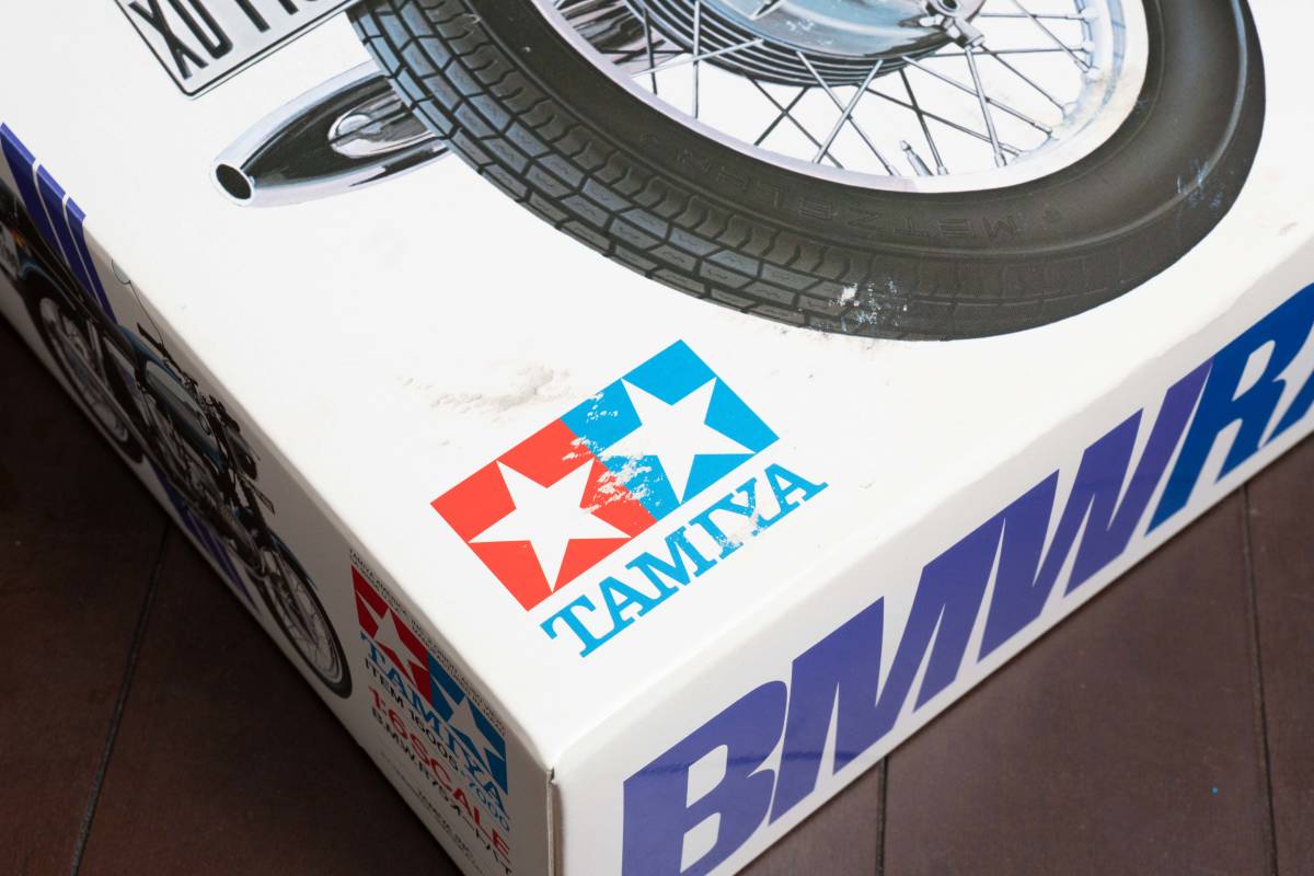 タミヤ 1/6 ビッグスケール オートバイ BMW R75 タミヤ 1/6 ビッグスケール オートバイ BMW R75
