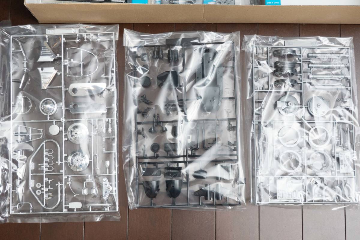 タミヤ 1/6 ビッグスケール オートバイ BMW R75 タミヤ 1/6 ビッグスケール オートバイ BMW R75