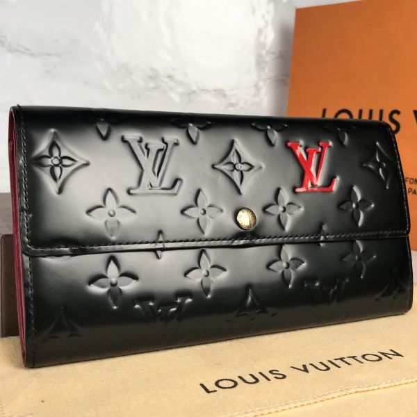 本物保証 1円~ 美品 LOUISVUITTON レッド×マットブラック