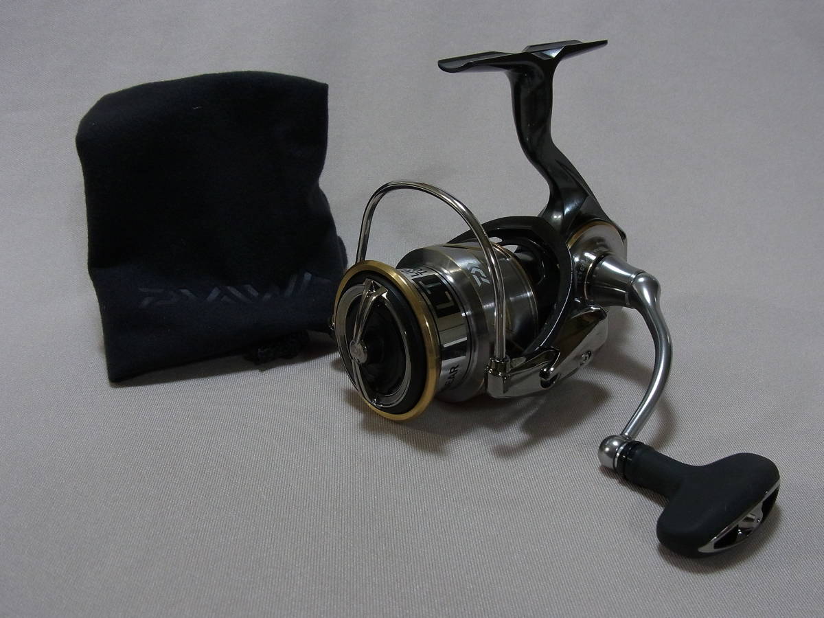 ダイワ DAIWA 20ルビアス LUVIAS LT3000S-CXH 未使用 リールのみ