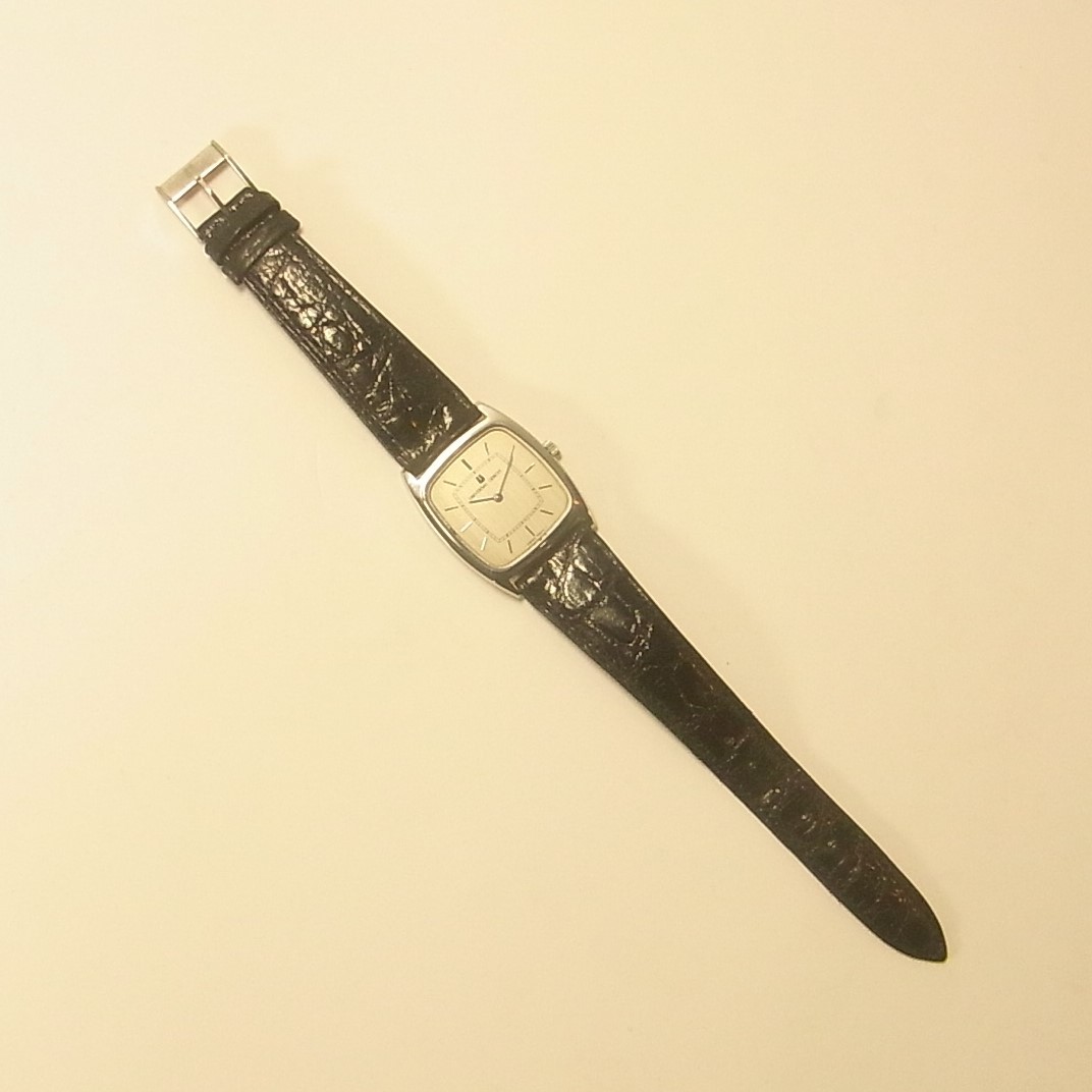 稼働品 美品 UNIVERSAL GENEVE ユニバーサル ジュネーブ 842145 メンズ