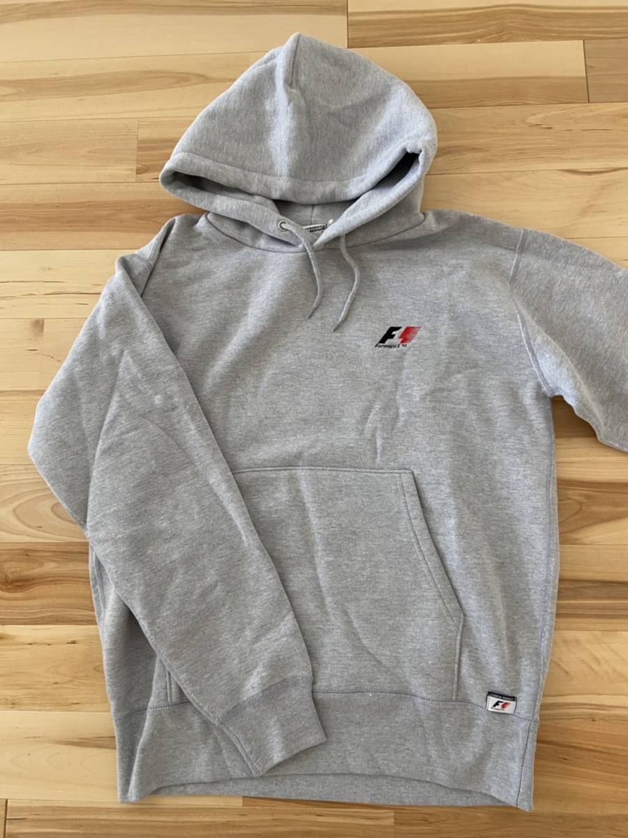 新品タグ付き Formula1 パーカー サイズM