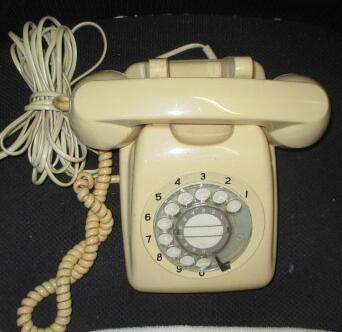  Showa Retro / white telephone (F31)