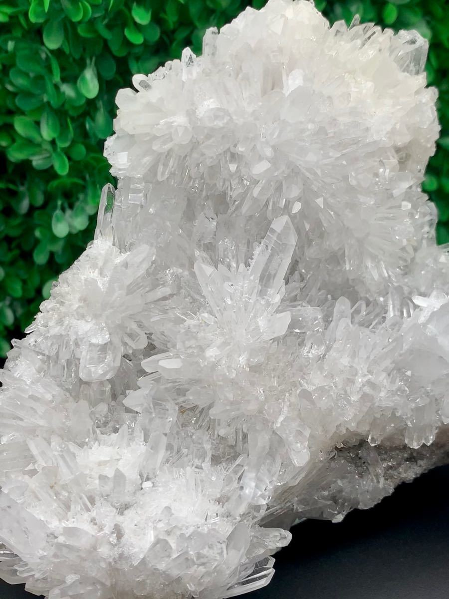 フラワー状水晶クラスター クリスタル原石 美品 パワーストーン浄化 高品質 置物 1.1kg