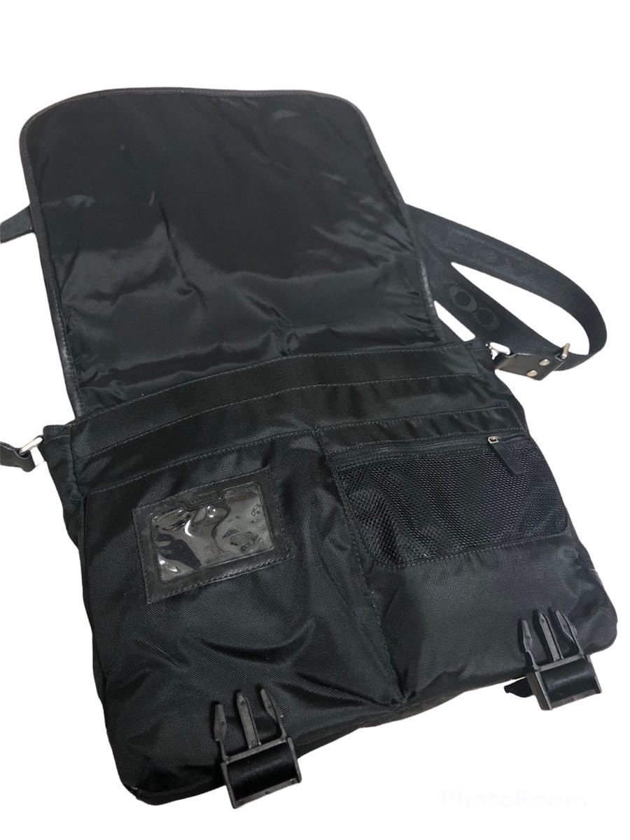 美品☆COACH コーチ ナイロン×レザー メッセンジャーバッグ 美品☆COACH コーチ ナイロン×レザー メッセンジャーバッグ