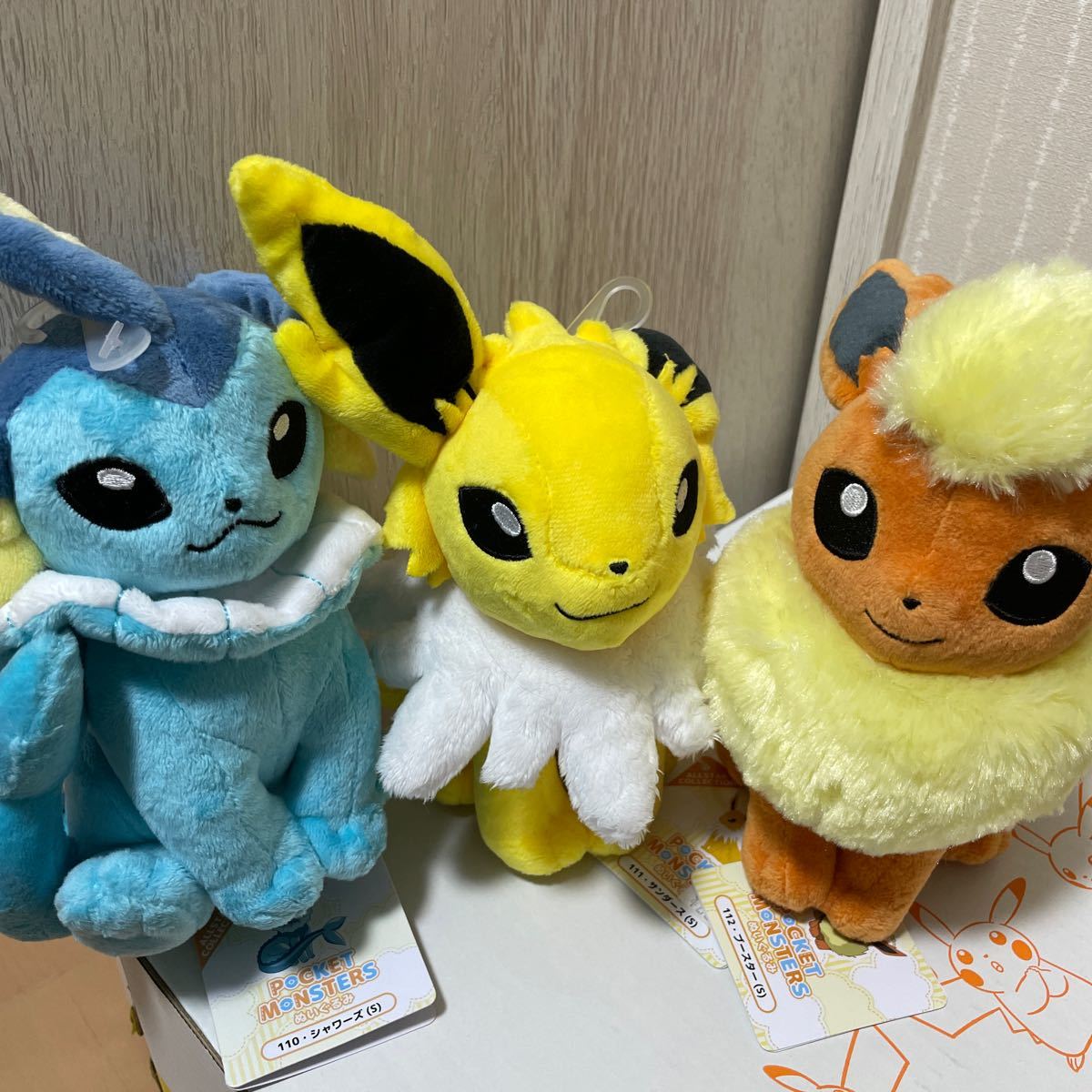 ポケモン 三栄貿易 ぬいぐるみ シャワーズ サンダース ポケモン 三栄貿易 ぬいぐるみ シャワーズ サンダース