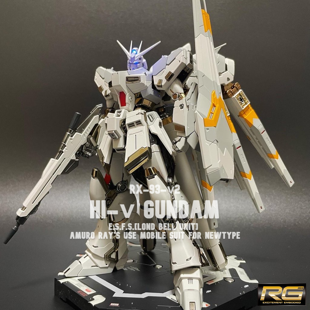 RG 1/144 Hi-νガンダム（全塗装完成品） - プラモデル