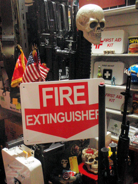 [. fire plug ]. fire plug warning signboard /USAF rice Air Force basis ground & place san. Setagaya base manner garage small articles /USA autograph DAYTONA Daytona 