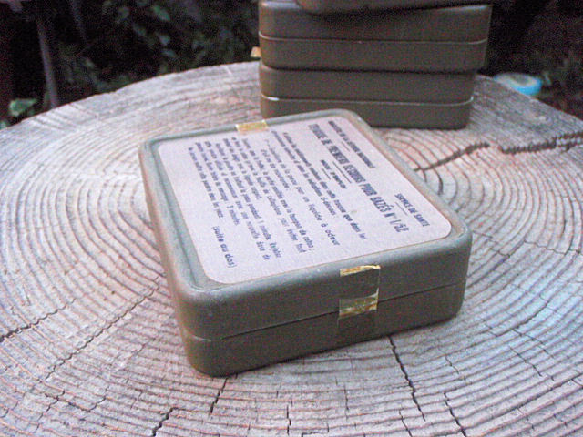F984★FIRST　AID　KIT　BOX(アルミ製)フランス軍/ファーストエイドキットケース/1960年代ヴィンテージ　アルミケース　フランス製ティン缶_画像5