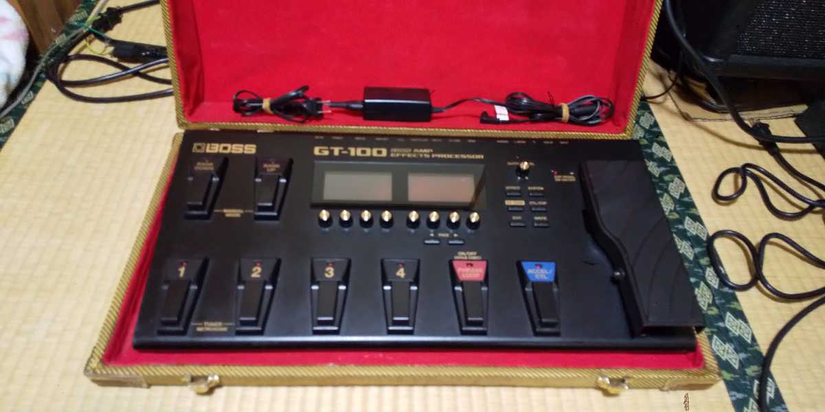 BOSS GT-100 マルチエフェクター 美品(ハードケース付) falcomilano.co.za