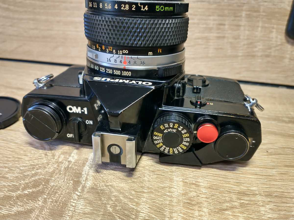 OLYMPUS OM-1 黒＋ZUIKO 50mm f1.4 各部動作良好 露出計動作良好 持病プリズム腐食無し レンズ光学良好 カビ曇りなし ピントリング,絞りOK_画像3