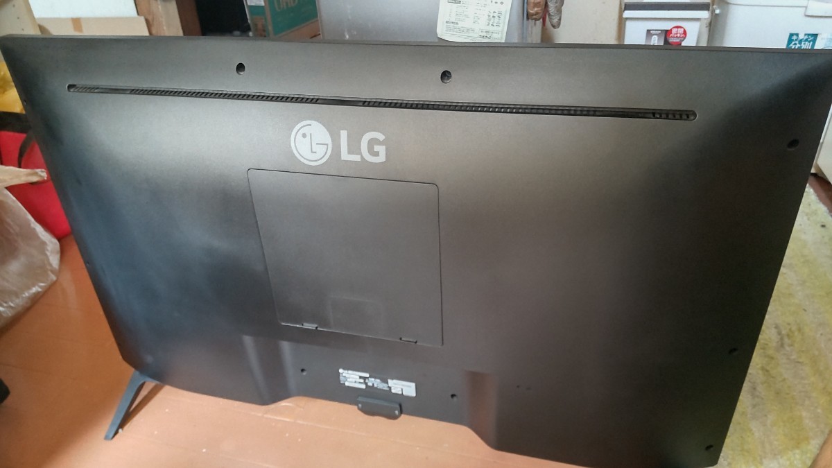 お値下げ LG 43UD79T-B 中古 43型ワイドモニター 画面に横線あり