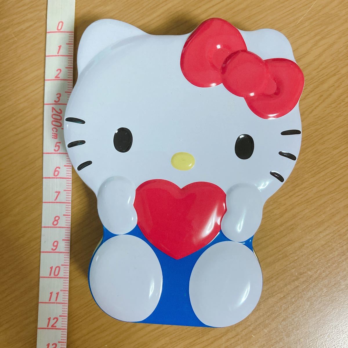 サンリオ ハローキティ キティ 缶 感箱 ブリキ缶 缶ケース BOX サンリオ ハローキティ キティ 缶 感箱 ブリキ缶 缶ケース BOX