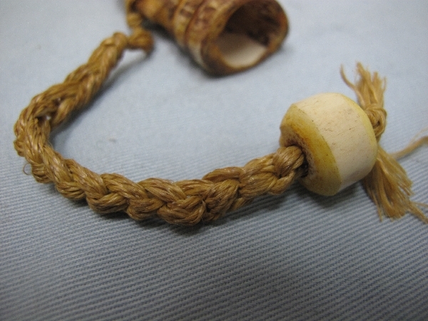 北海道アイヌ マキリ(1246)鹿角を彫刻 珍品 アイヌ 短刀 小刀 北海道アイヌ マキリ(1246)鹿角を彫刻 珍品 アイヌ 短刀 小刀
