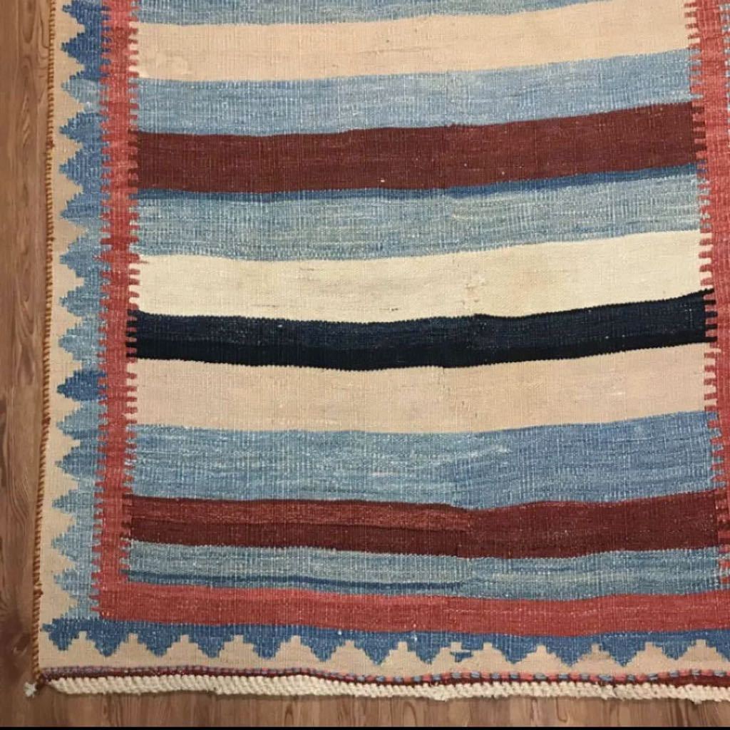 ペルシャ絨毯 ビンテージキリム リビングサイズ No.29136 (ユニーク品)