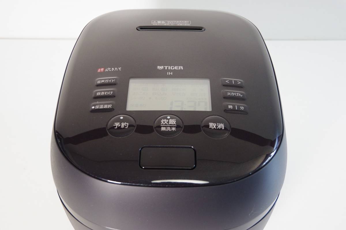 展示品・未使用 JPH-J100KM 炊飯器 マットブラック[5.5合 /圧力IH