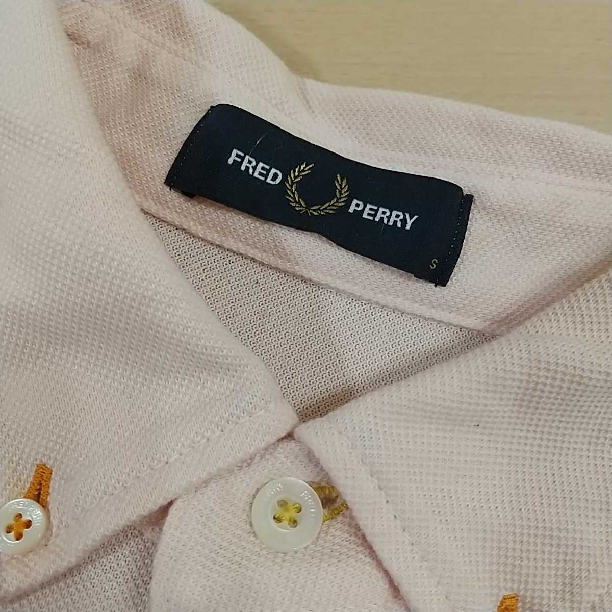 【美品】フレッドペリー ポロシャツ 半袖 FRED PERRY ボタンダウン F1819 鹿の子 日本製 サイズS 2020モデル ピンク ポケットロゴ オレンジ_画像3