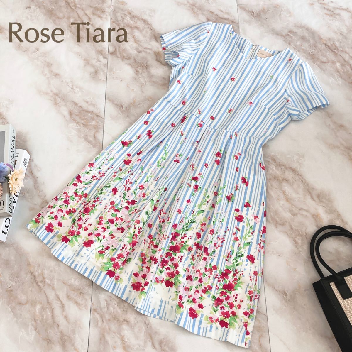 美品　ローズティアラ　Rose Tiara　ワンピース　花柄　ストライプ　青　白　ブルー　ホワイト　フラワープリント　半袖