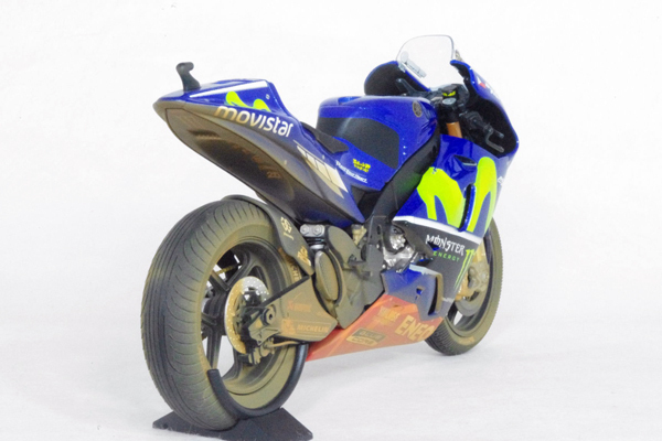 ○ 1/12 ヤマハ〓 YZR-M1 / V.ロッシ2017 マレーシアGP レイン ○ 1/12 ヤマハ〓 YZR-M1 / V.ロッシ2017 マレーシアGP レイン