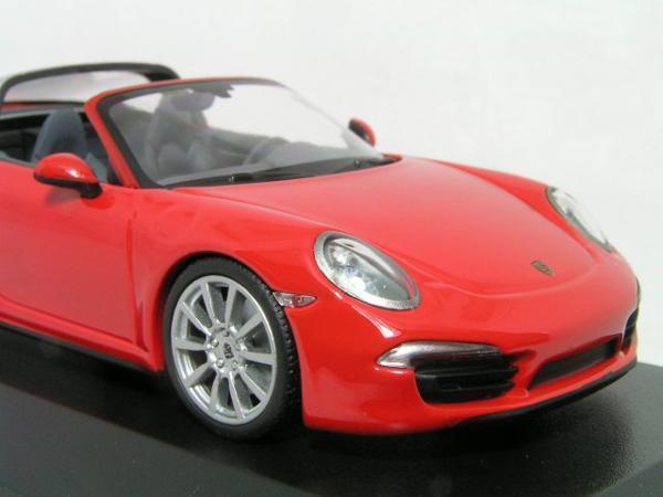 * 1/43 Porsche = 911 (991 ) targa / Indy s red = Porsche