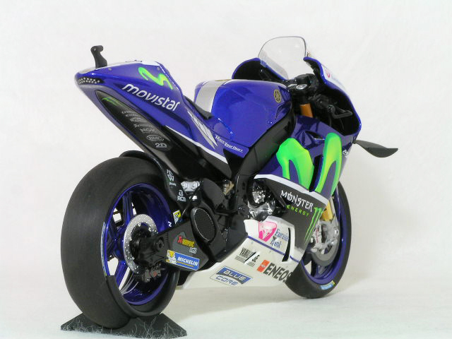 ● 1/12 ヤマハ 〓 YZR-M1 / ホルヘ ・ ロレンソ Moto GP 2016 〓 YAMAHA_画像3