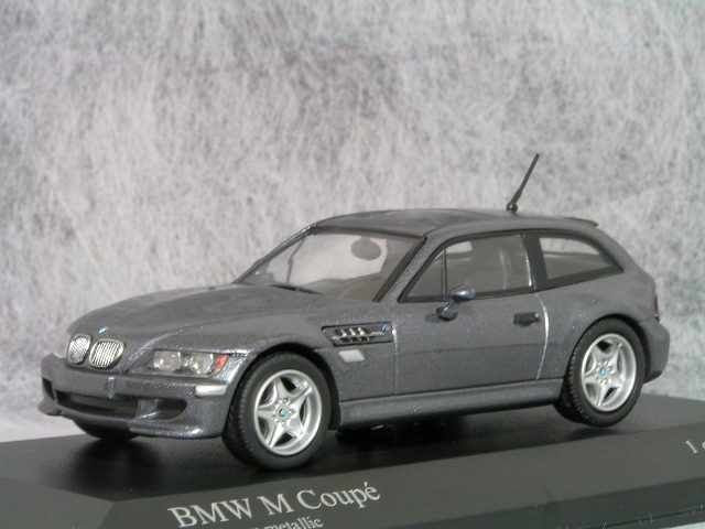 ● 1/43 BMW 〓 M クーペ / グレー メタリック 〓_画像2