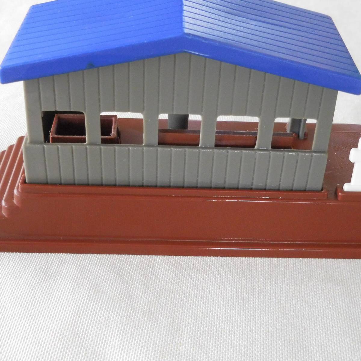* used * Plarail *.... ..* blue color roof * structure * scene parts *