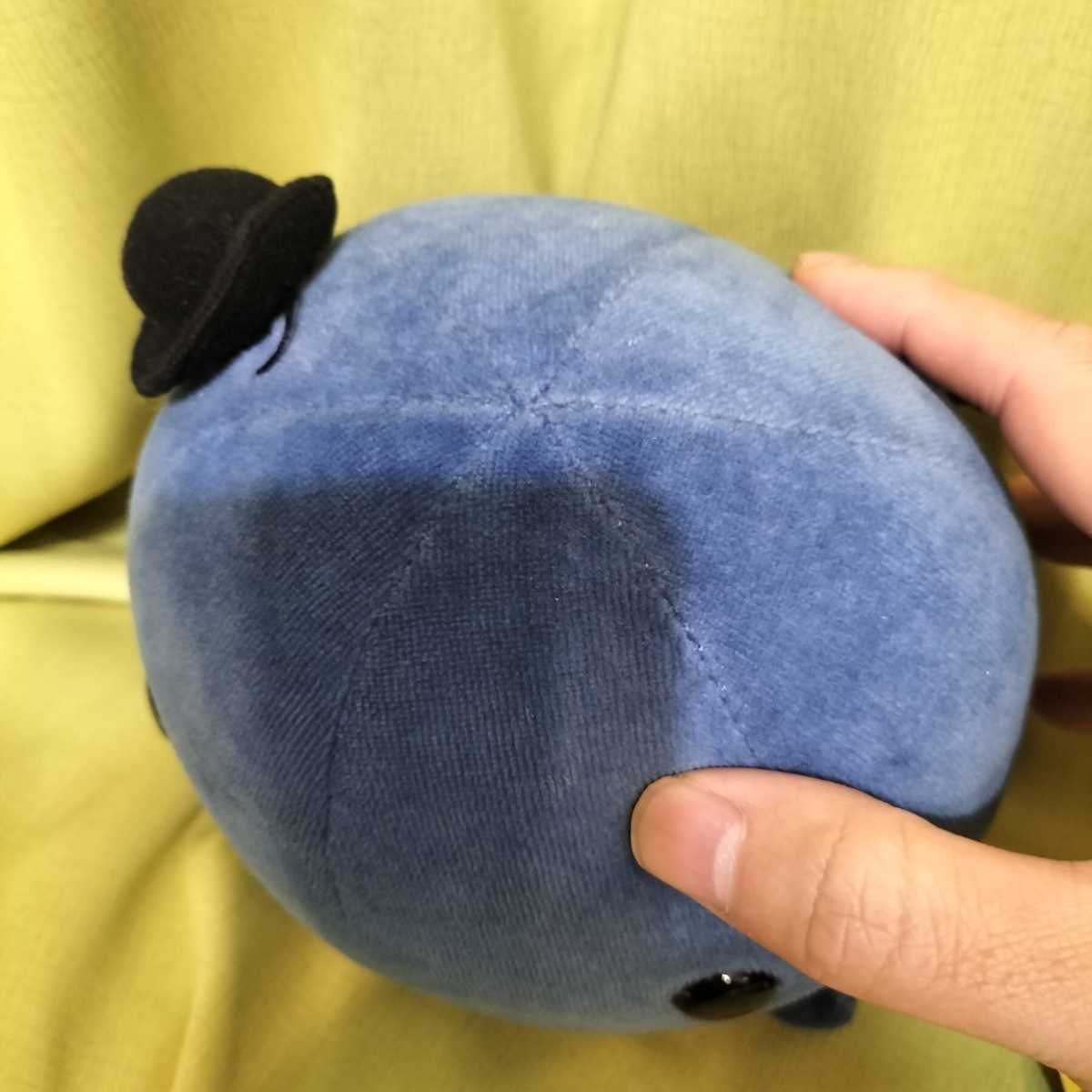 タコのオズワルドぬいぐるみ 4