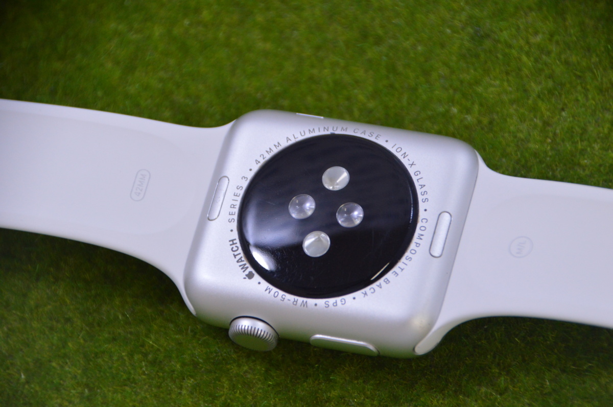 Apple Watch Series 3 GPSモデル42mm MTF22J/A www.elsahariano.com