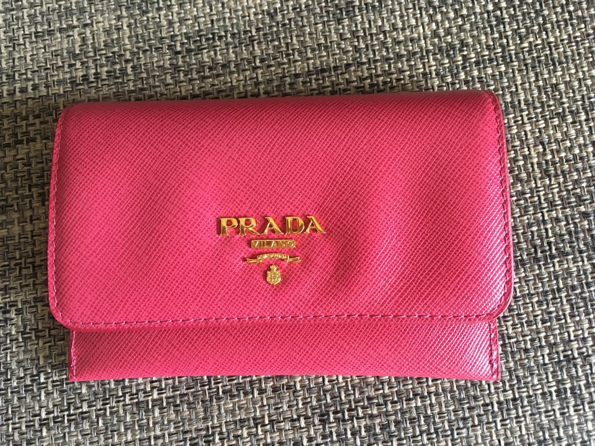 新品】PRADAカードケース | michiemee.ca