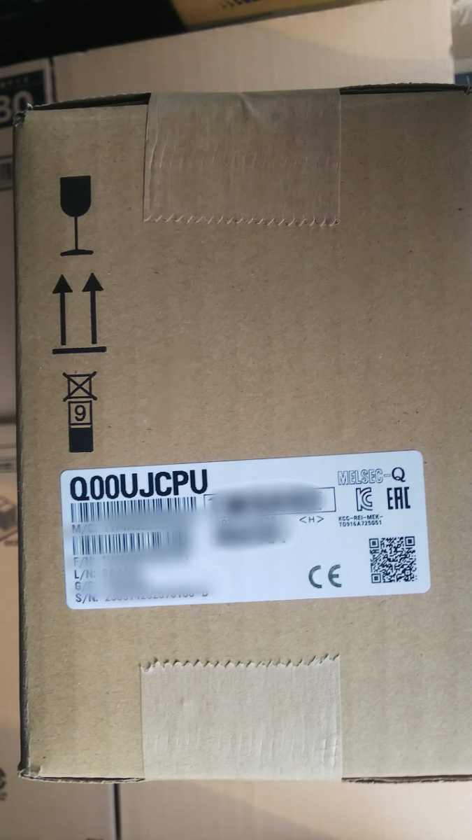 三菱製 シーケンサCPU Q00UJCPU 未使用新品です。